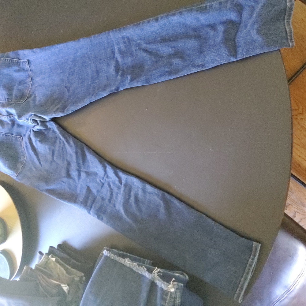 Good American High Rise Blue Jeans - Picture 4 of 6